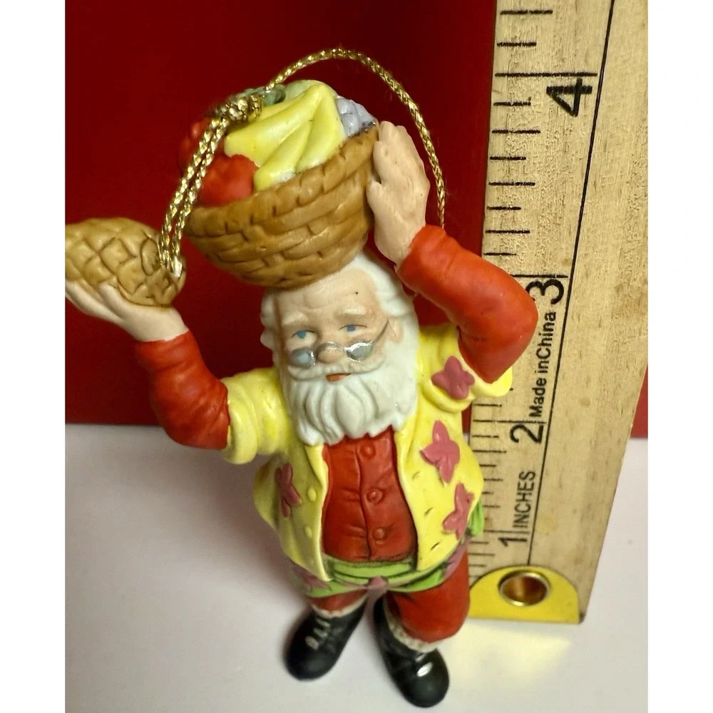 Danbury Mint TAHITI‎ Santa Around The World Christmas Ornament